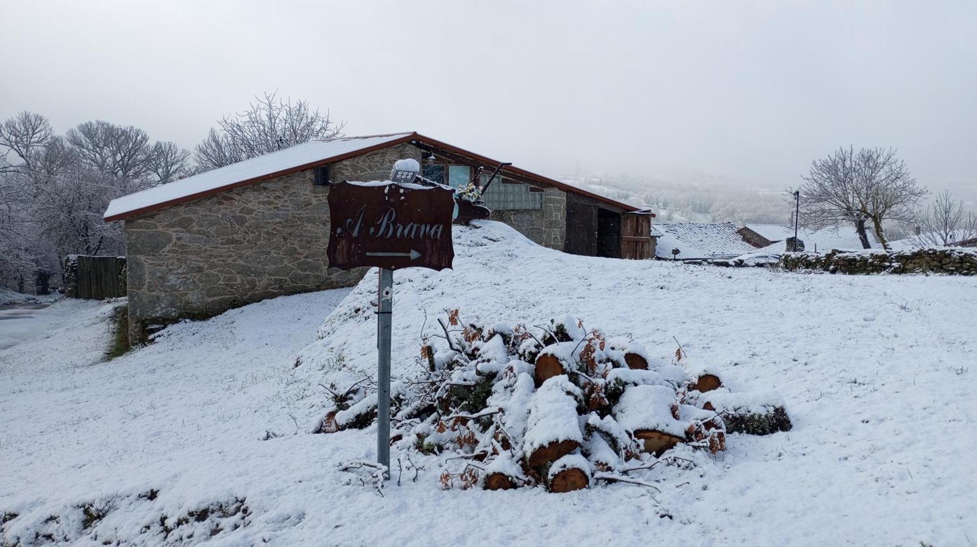 Villa A Brava à Sas de Penelas Extérieur photo